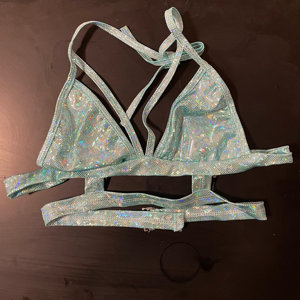 Strappy Triangle Rave Top - Picture 2 of 2